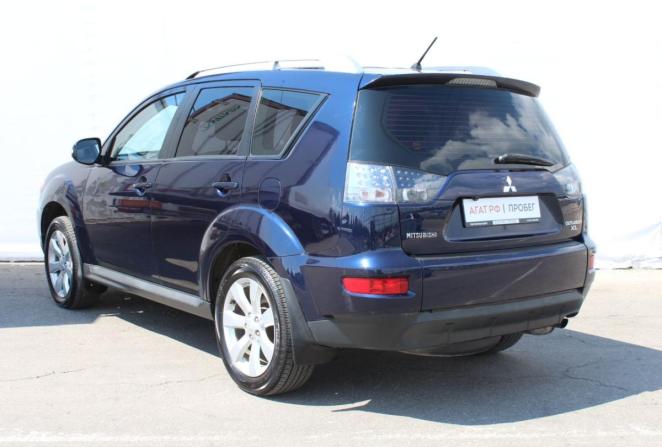 Mitsubishi Outlander III с пробегом 2012 года, цена 1 160 000 рублей, 220646 км, внедорожник, Автокод Объявления
