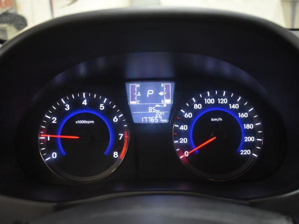 Hyundai Solaris I Рестайлинг с пробегом 2015 года, цена 840 000 рублей, 177653 км, седан, Автокод Объявления