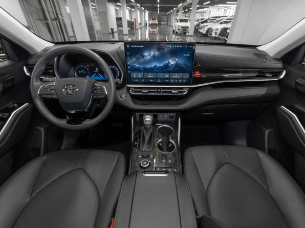 Toyota Highlander IV (XU70) с пробегом 2026 года, цена 5 300 000 рублей, 50 км, внедорожник, Автокод Объявления