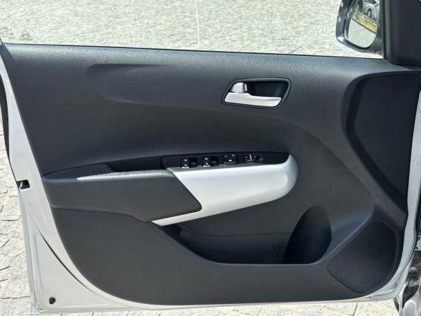 Kia Picanto III с пробегом 2018 года, цена 1 220 000 рублей, 109206 км, хэтчбек, Автокод Объявления