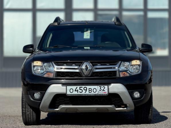 Renault Duster I Рестайлинг с пробегом 2015 года, цена 1 350 000 рублей, 100000 км, внедорожник, Автокод Объявления