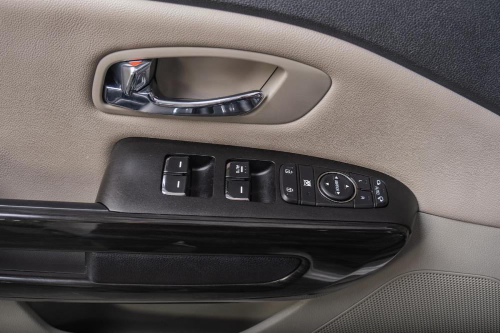 Kia Carnival III Томск  - изображение 8