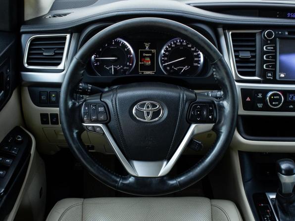 Toyota Highlander III (XU50) с пробегом 2014 года, цена 2 900 000 рублей, 228992 км, внедорожник, Автокод Объявления