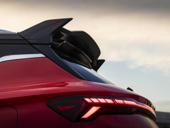 Geely Coolray I Рестайлинг с пробегом 2023 года, цена 1 999 000 рублей, 25400 км, внедорожник, Автокод Объявления