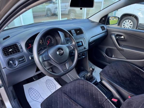 Volkswagen Polo V Рестайлинг с пробегом 2016 года, цена 1 100 000 рублей, 86955 км, седан, Автокод Объявления