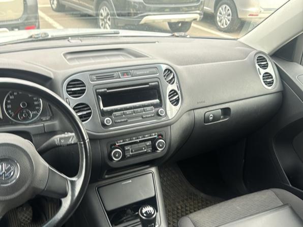 Volkswagen Tiguan I Рестайлинг с пробегом 2012 года, цена 885 100 рублей, 130000 км, внедорожник, Автокод Объявления