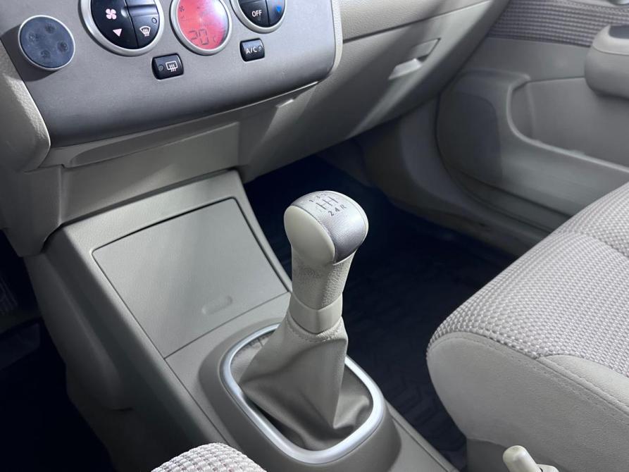 Nissan Tiida I Рестайлинг Ростов-на-Дону  - изображение 14