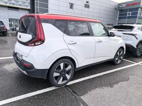 Kia Soul III с пробегом 2021 года, цена 1 879 000 рублей, 114000 км, хэтчбек, Автокод Объявления