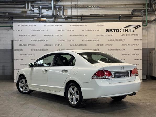 Honda Civic VIII Рестайлинг с пробегом 2010 года, цена 749 000 рублей, 248000 км, седан, Автокод Объявления