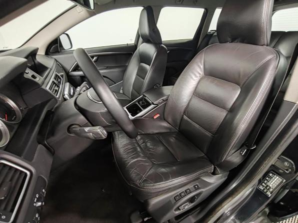Volvo XC70 II с пробегом 2012 года, цена 1 449 000 рублей, 317621 км, универсал, Автокод Объявления