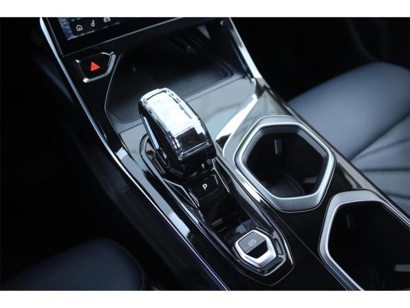 Geely Atlas II с пробегом 2023 года, цена 2 650 000 рублей, 10080 км, внедорожник, Автокод Объявления