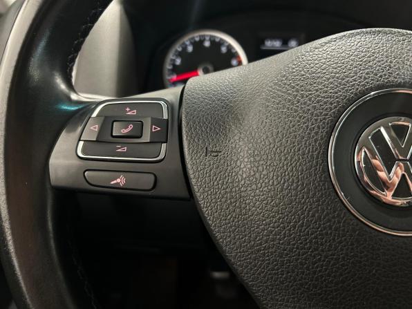 Volkswagen Tiguan I Рестайлинг с пробегом 2015 года, цена 1 009 000 рублей, 209081 км, внедорожник, Автокод Объявления