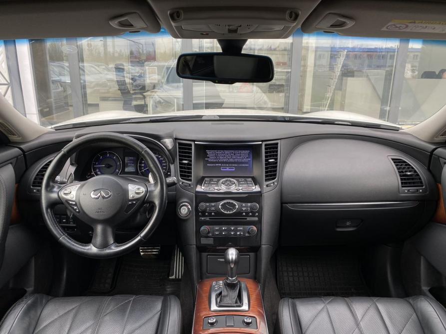 Infiniti QX70 Москва  - изображение 12