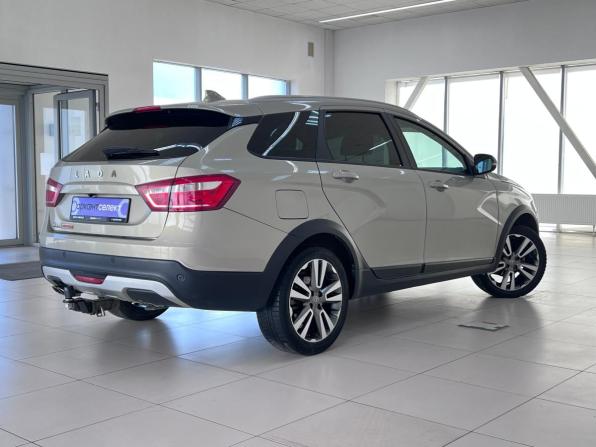 Lada (ВАЗ) Vesta I с пробегом 2018 года, цена 1 030 000 рублей, 161246 км, универсал, Автокод Объявления