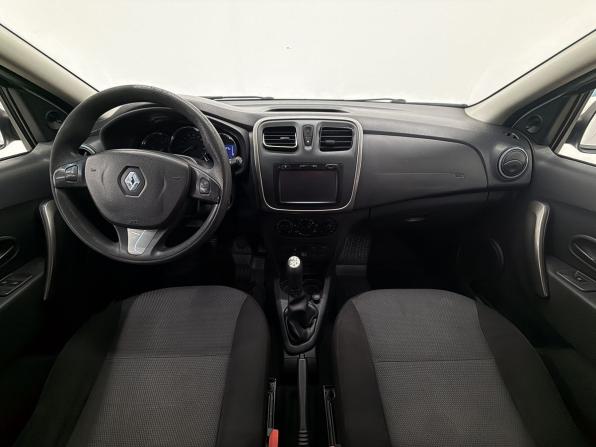 Renault Sandero II с пробегом 2014 года, цена 535 000 рублей, 240347 км, хэтчбек, Автокод Объявления