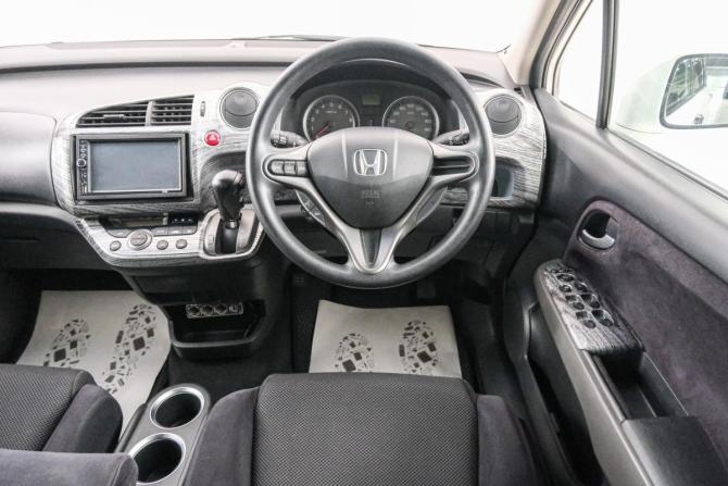 Honda Stream II с пробегом 2008 года, цена 929 000 рублей, 243000 км, компактвэн, Автокод Объявления