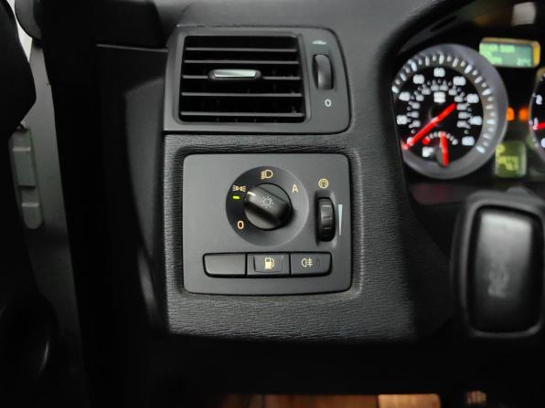 Volvo C70 II Рестайлинг с пробегом 2012 года, цена 1 999 000 рублей, 194250 км, кабриолет, Автокод Объявления