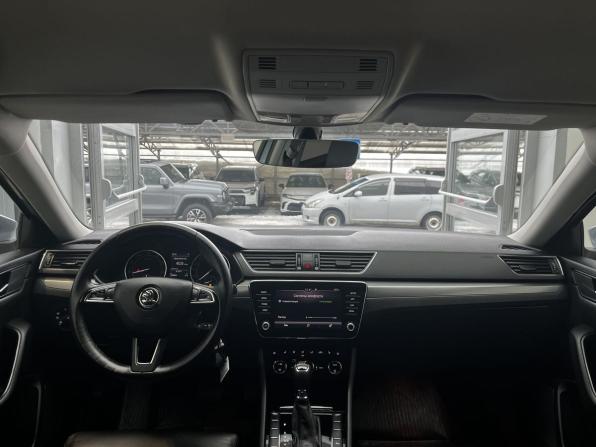 Skoda Superb III с пробегом 2018 года, цена 1 810 000 рублей, 135000 км, лифтбек, Автокод Объявления