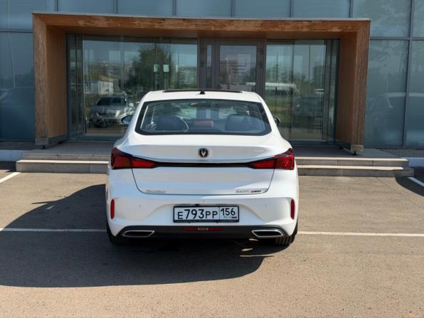 Changan Eado Plus с пробегом 2024 года, цена 2 120 000 рублей, 1314 км, седан, Автокод Объявления
