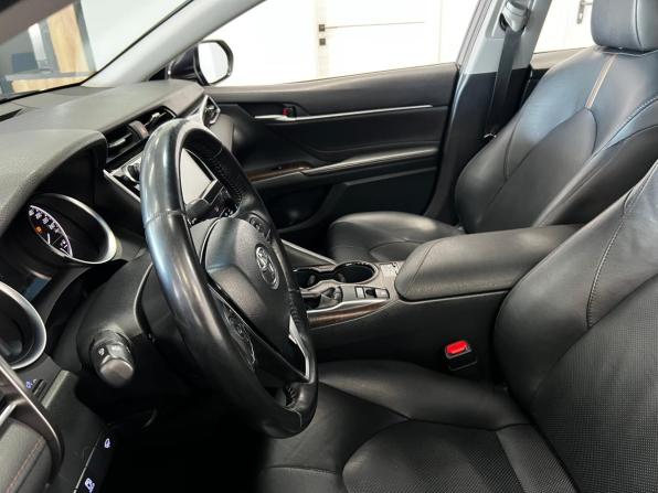 Toyota Camry VIII (XV70) с пробегом 2019 года, цена 2 450 000 рублей, 130300 км, седан, Автокод Объявления