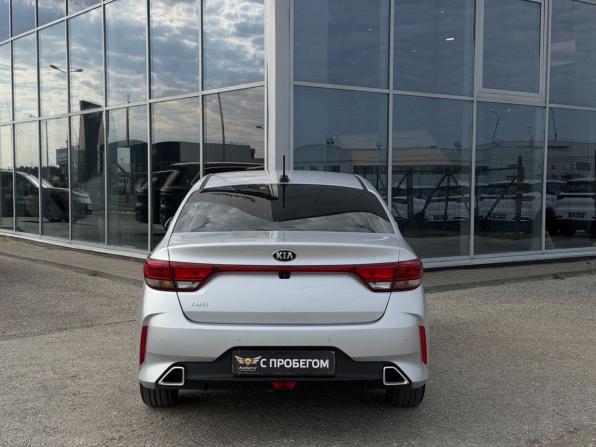 Kia Rio IV Рестайлинг с пробегом 2021 года, цена 1 649 000 рублей, 92000 км, седан, Автокод Объявления