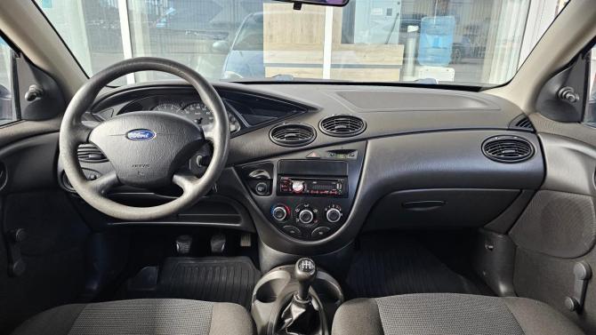 Ford Focus I Рестайлинг с пробегом 2004 года, цена 259 000 рублей, 243000 км, седан, Автокод Объявления