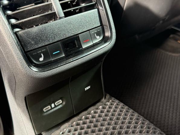Skoda Octavia IV (A8) с пробегом 2020 года, цена 2 150 000 рублей, 97607 км, лифтбек, Автокод Объявления
