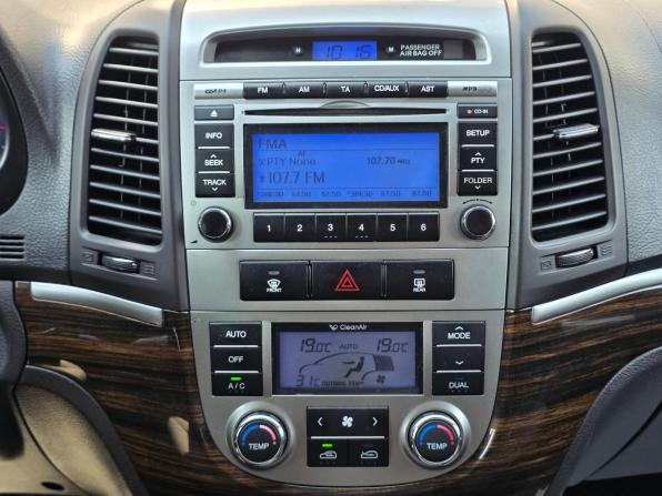 Hyundai Santa Fe II Рестайлинг с пробегом 2011 года, цена 1 345 000 рублей, 268000 км, внедорожник, Автокод Объявления