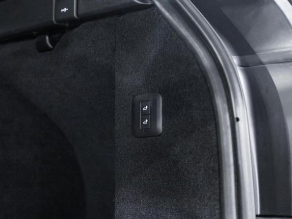 Land Rover Range Rover Sport II Рестайлинг с пробегом 2019 года, цена 4 299 700 рублей, 134500 км, внедорожник, Автокод Объявления