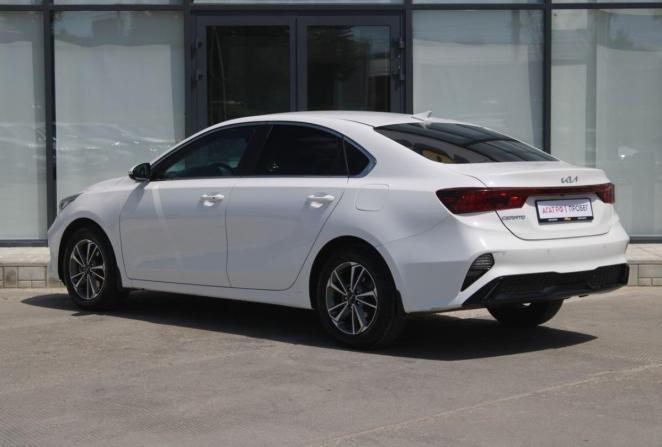 Kia Cerato IV Рестайлинг с пробегом 2021 года, цена 2 220 000 рублей, 174415 км, седан, Автокод Объявления