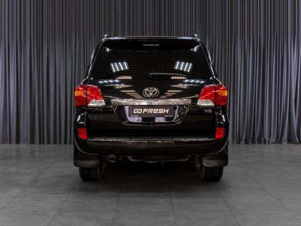 Toyota Land Cruiser 200 Series Рестайлинг 1 с пробегом 2012 года, цена 2 949 000 рублей, 385132 км, внедорожник, Автокод Объявления