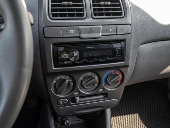 Hyundai Accent II с пробегом 2004 года, цена 400 000 рублей, 380618 км, седан, Автокод Объявления