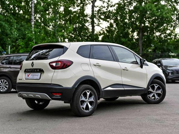 Renault Kaptur I с пробегом 2019 года, цена 1 440 000 рублей, 75082 км, внедорожник, Автокод Объявления