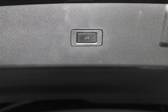 Exeed VX I с пробегом 2022 года, цена 2 699 990 рублей, 46038 км, внедорожник, Автокод Объявления