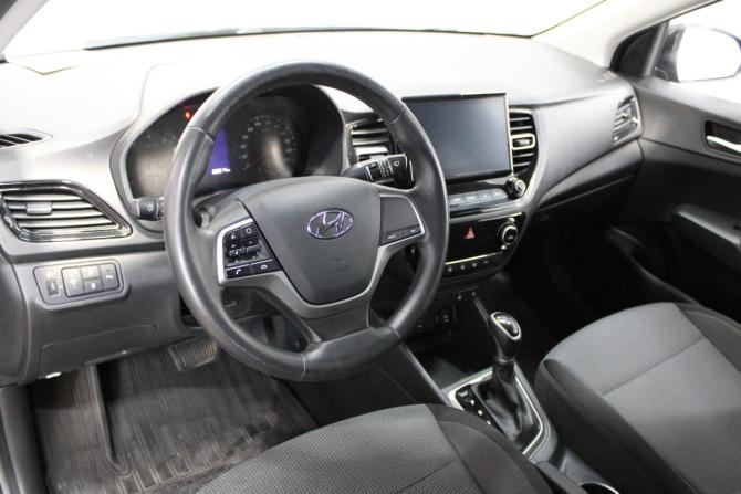 Hyundai Solaris II Рестайлинг с пробегом 2021 года, цена 1 065 000 рублей, 286214 км, седан, Автокод Объявления