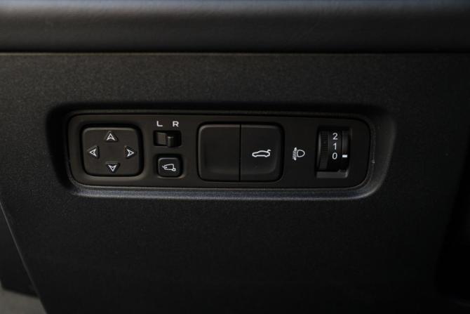 Changan UNI-V I с пробегом 2024 года, цена 2 499 000 рублей, 16031 км, лифтбек, Автокод Объявления