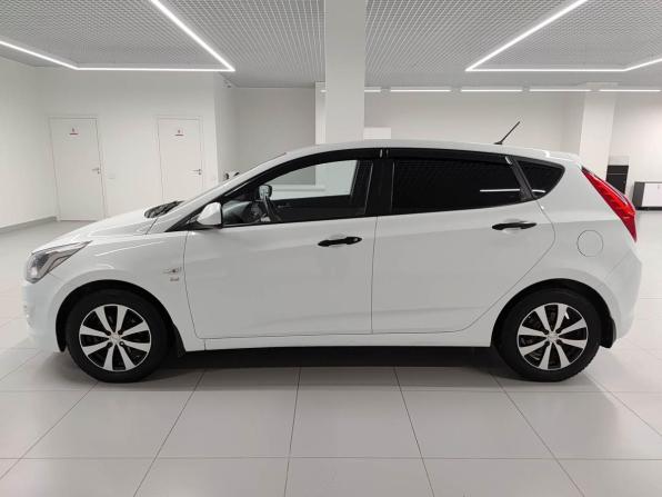 Hyundai Solaris I Рестайлинг с пробегом 2015 года, цена 960 000 рублей, 153853 км, хэтчбек, Автокод Объявления