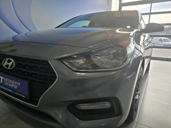 Hyundai Solaris II с пробегом 2018 года, цена 1 349 000 рублей, 141164 км, седан, Автокод Объявления
