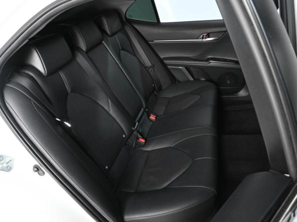 Toyota Camry VIII (XV70) Рестайлинг с пробегом 2021 года, цена 3 049 000 рублей, 61755 км, седан, Автокод Объявления