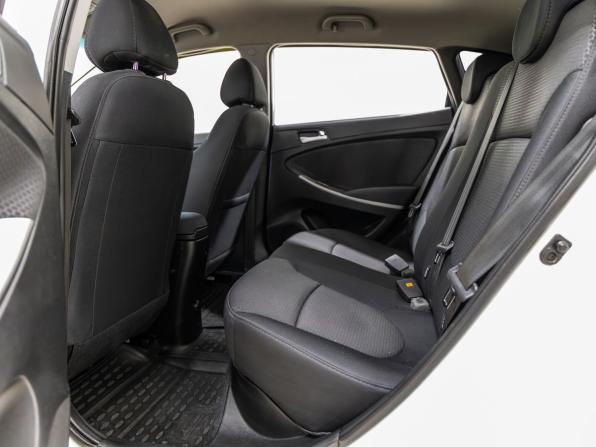 Hyundai Solaris I Рестайлинг с пробегом 2015 года, цена 1 098 000 рублей, 158203 км, хэтчбек, Автокод Объявления
