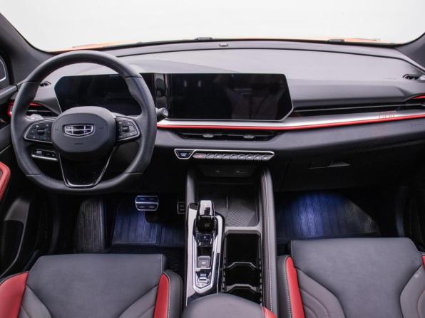 Geely Coolray I Рестайлинг с пробегом 2024 года, цена 2 124 000 рублей, 25352 км, внедорожник, Автокод Объявления