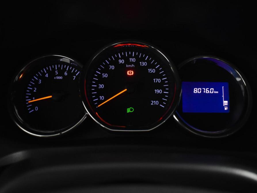 Renault Logan II Санкт-Петербург  - изображение 19