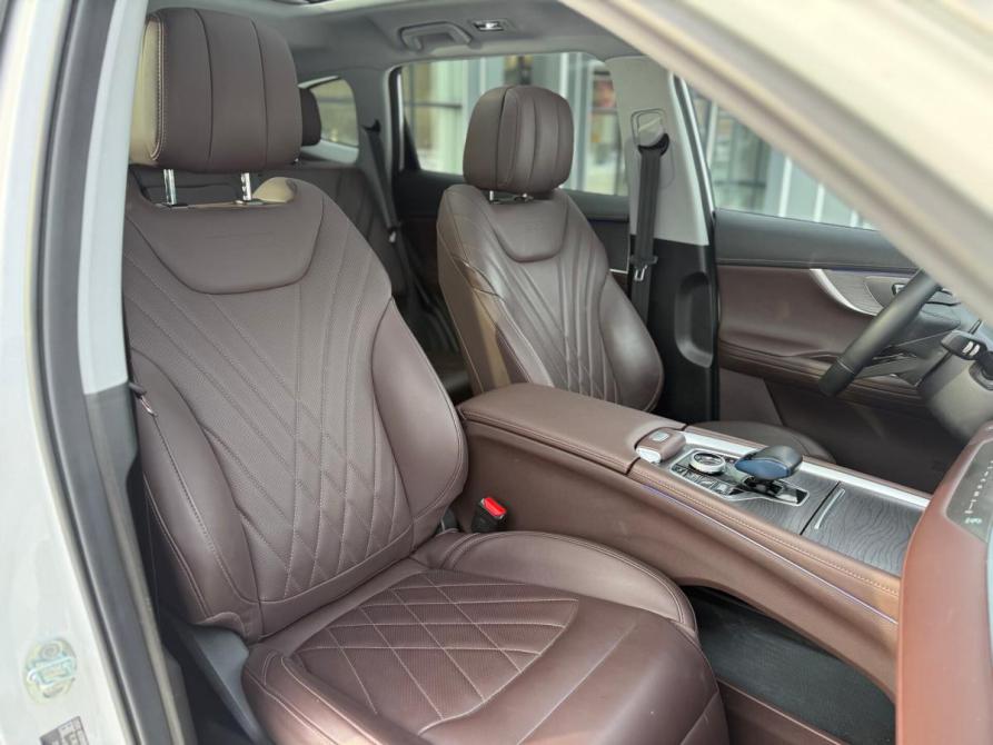 Chery Tiggo 8 Pro Plug-in Hybrid Томск  - изображение 20