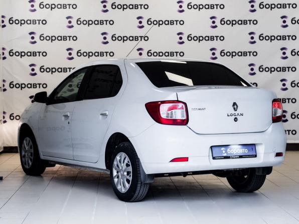Renault Logan II с пробегом 2017 года, цена 680 000 рублей, 194088 км, седан, Автокод Объявления