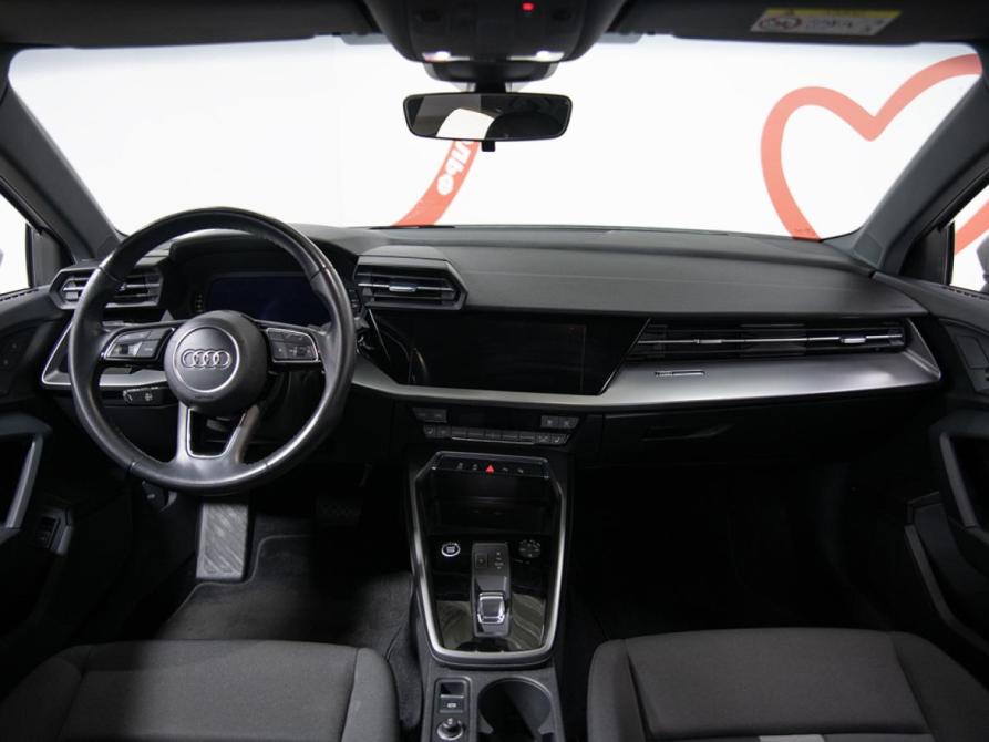 Audi A3 IV (8Y) Москва  - изображение 9