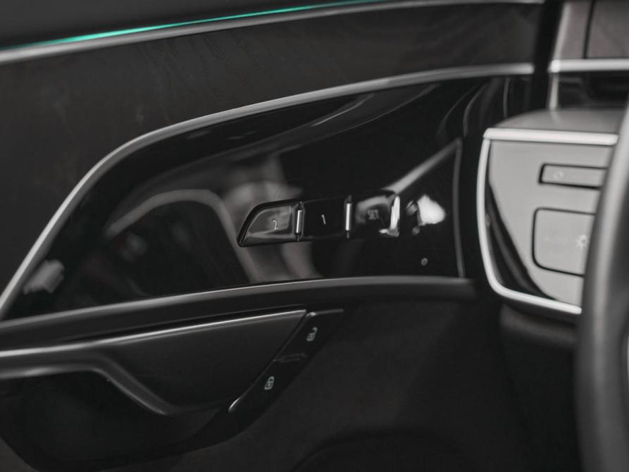 Audi A8 IV (D5) Москва  - изображение 17