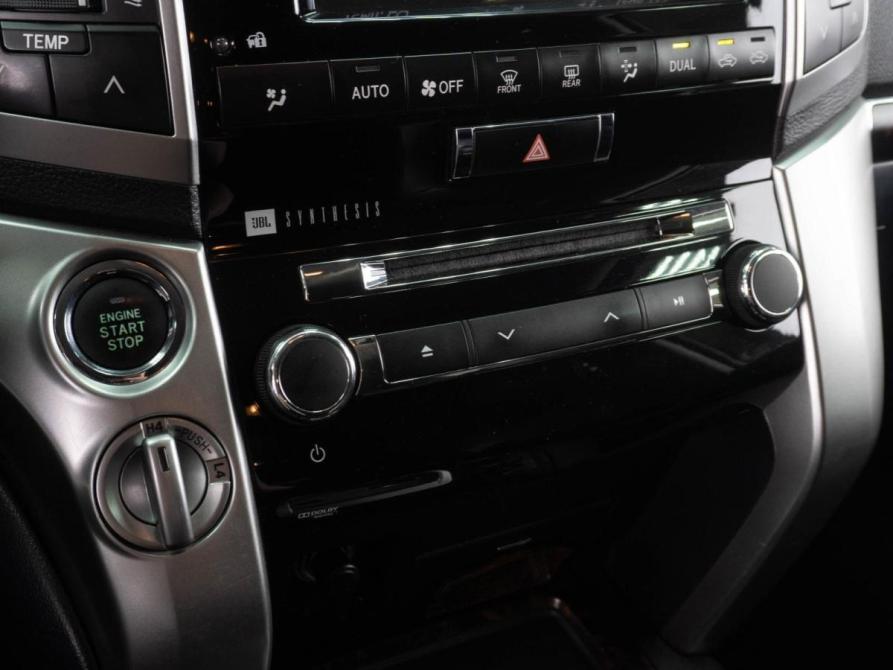 Toyota Land Cruiser 200 Series Рестайлинг 1 Тюмень  - изображение 19
