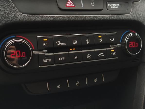 Kia Ceed III с пробегом 2019 года, цена 1 850 000 рублей, 102500 км, хэтчбек, Автокод Объявления