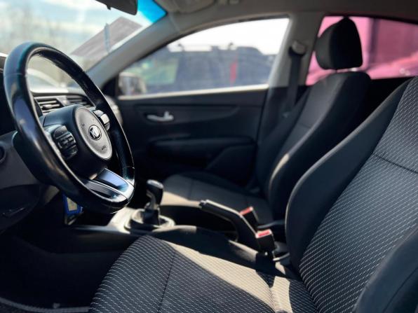 Kia Rio IV с пробегом 2017 года, цена 1 180 000 рублей, 114500 км, седан, Автокод Объявления