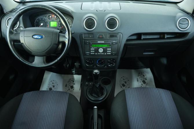 Ford Fusion I Рестайлинг с пробегом 2007 года, цена 449 000 рублей, 211000 км, хэтчбек, Автокод Объявления